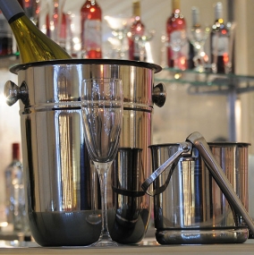 Wine Tasting & Bar Equipment Hire